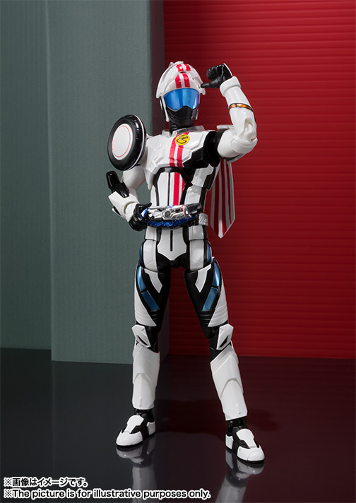 SH-Figuarts-Kamen-Rider-Mach-4.jpg