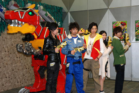 Zyuden Sentai Kyoryuger Premier press event pictures - Tokunation