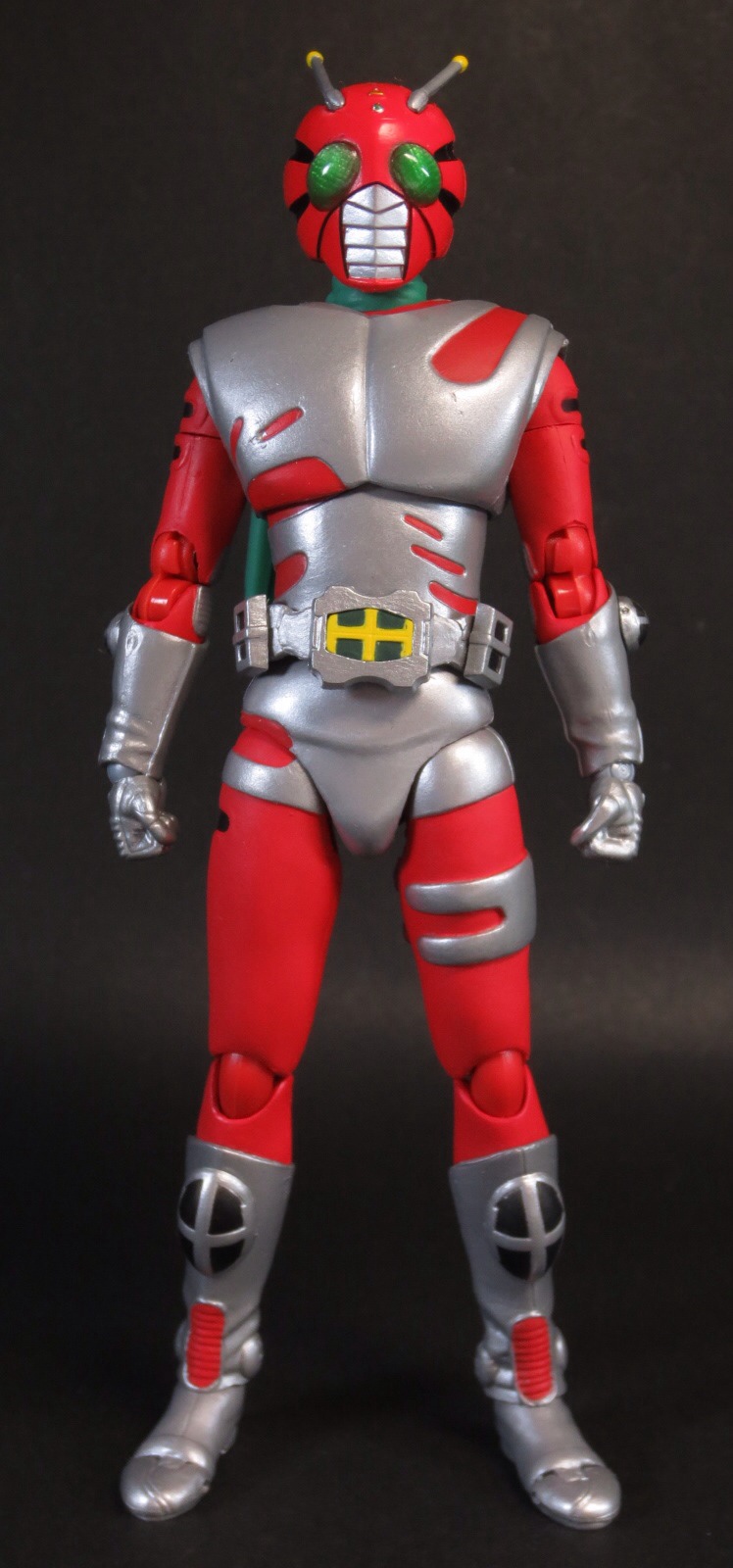 In Hand Images of SH Figuarts Kamen Rider ZX - Tokunation