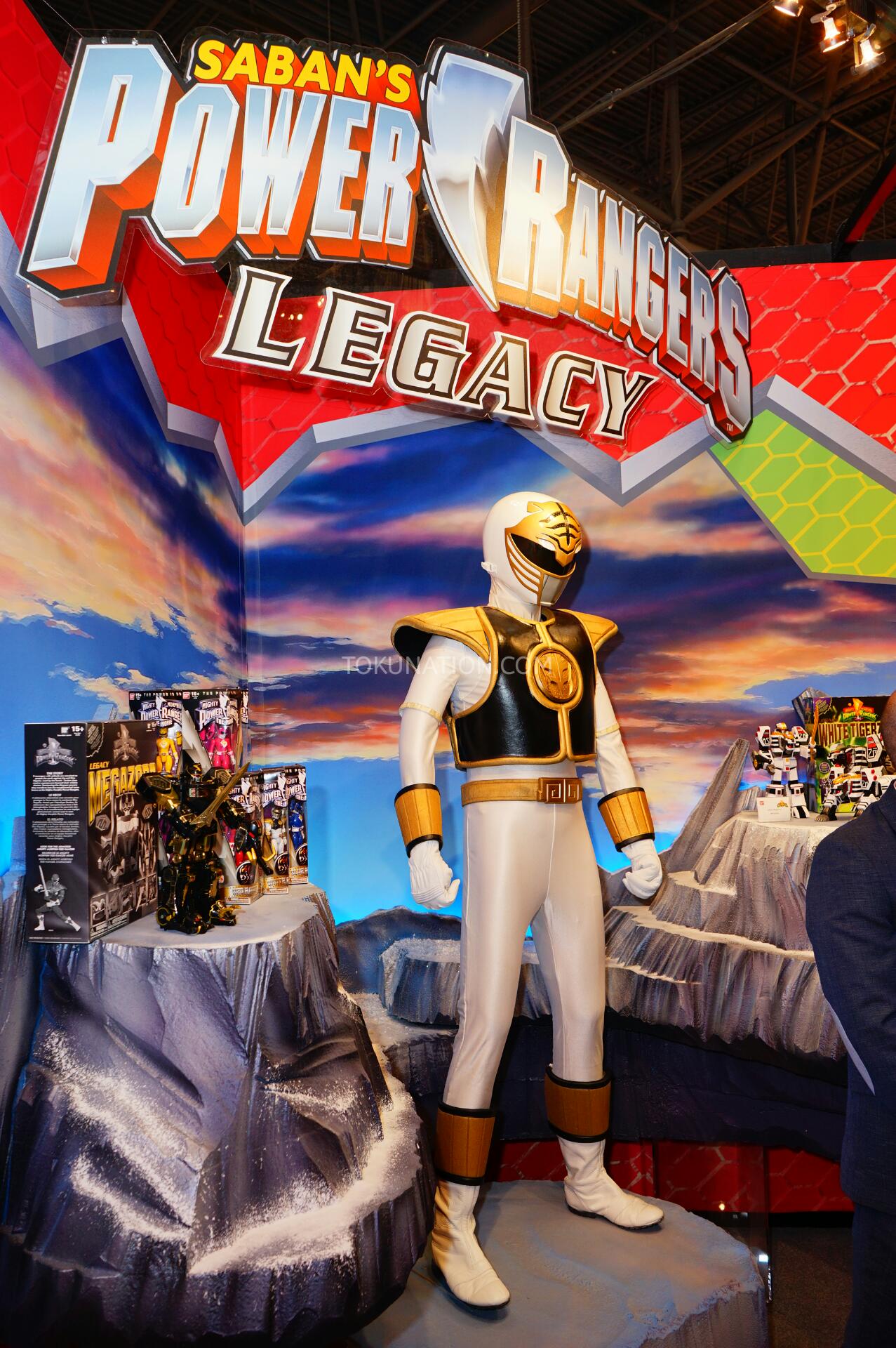 Toy Fair 2015 - Legacy Power Rangers - Movie Figures ...