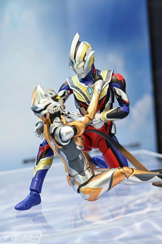 S.H. Figuarts 15th Anniversary Gallery - Ultraman Trigger Truth